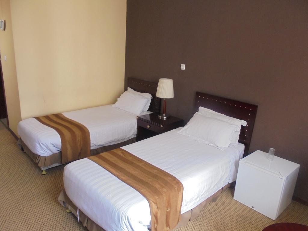 Soramba Hotel Business Plc Addis Abeba Eksteriør bilde