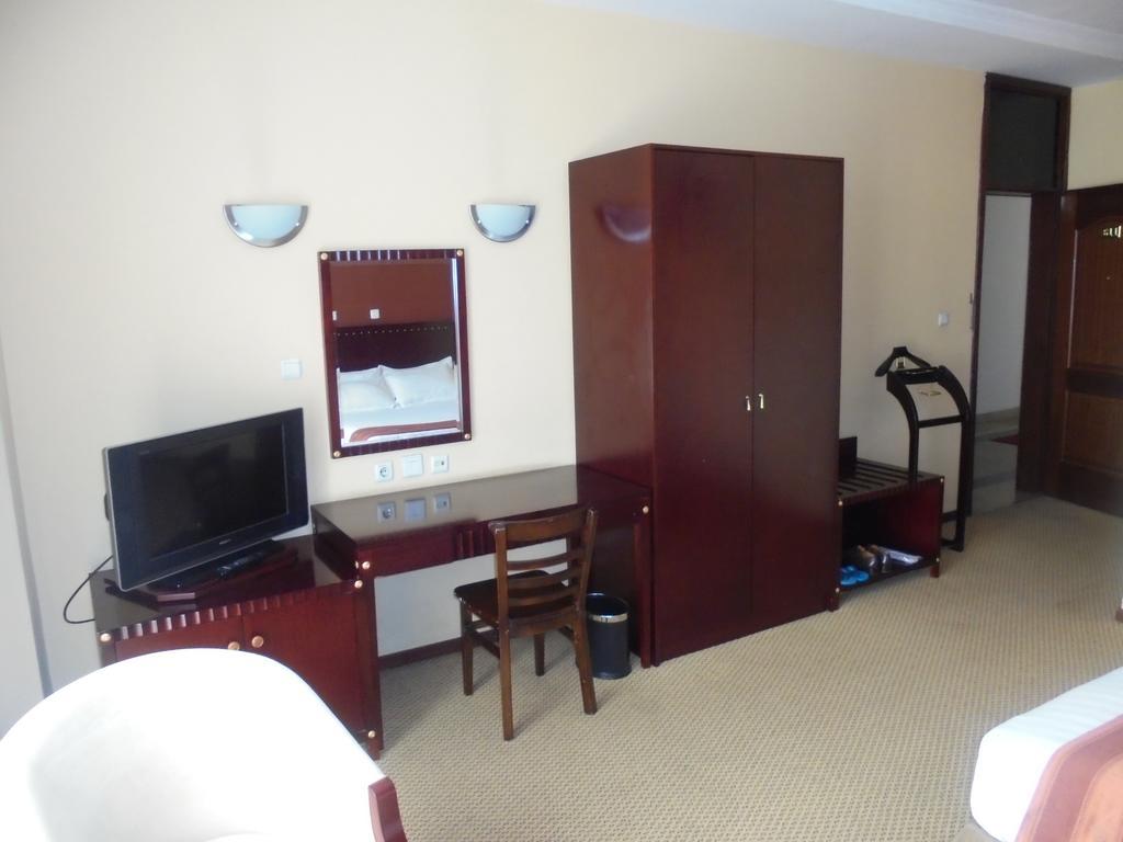 Soramba Hotel Business Plc Addis Abeba Eksteriør bilde