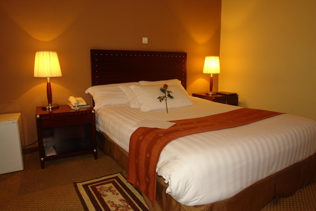 Soramba Hotel Business Plc Addis Abeba Eksteriør bilde